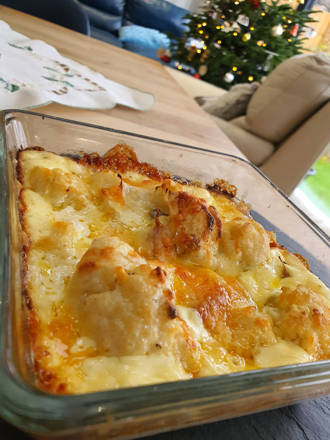 Cheesiest Keto Cauliflower Cheese